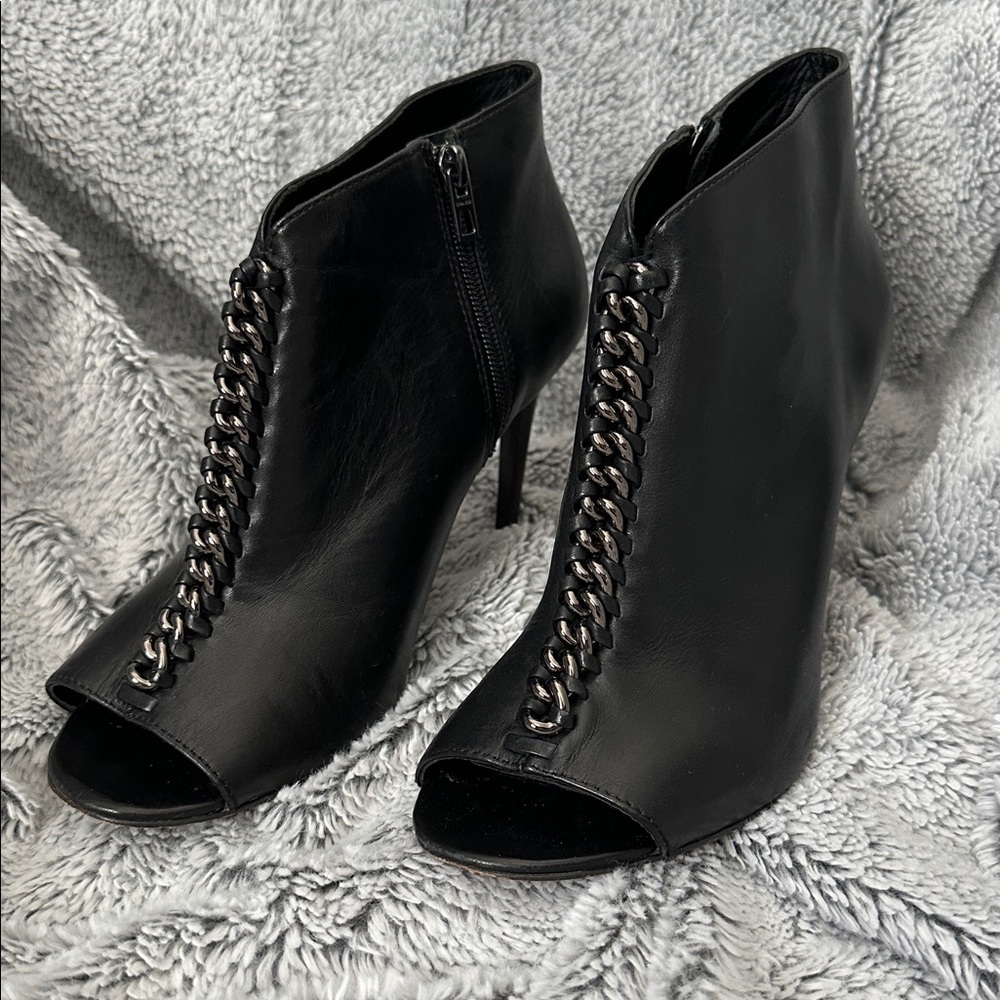 Coach Olie Soft Shine Calf Leather Bootie Sz 9.5